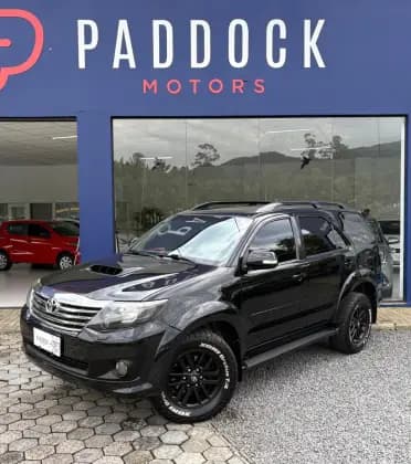 Carro 3.0 SRV 4X4 7 LUGARES 16V TURBO INTERCOOLER DIESEL 4P AUTOMÁTICO