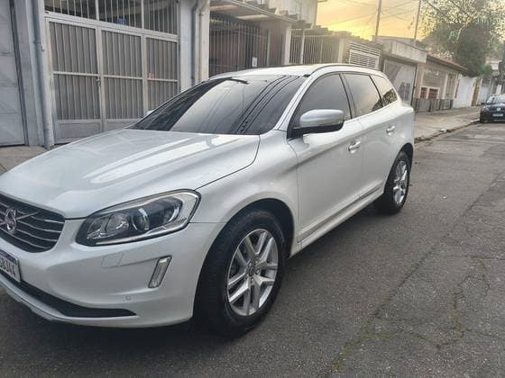 Carro 2.0 T5 INSCRIPTION GASOLINA 4P AUTOMÁTICO