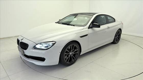 Carro 4.4 COUPÉ V8 32V TURBO GASOLINA 2P AUTOMÁTICO