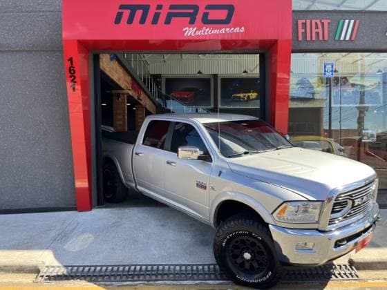 Carro 6.7 2500 LARAMIE 4X4 CD I6 TURBO DIESEL 4P AUTOMÁTICO