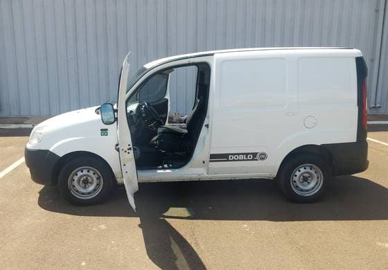 Carro 1.8 MPI CARGO 16V FLEX 2P MANUAL