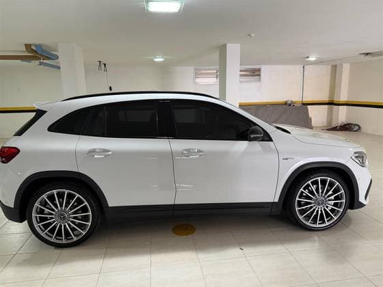 Carro 2.0 CGI GASOLINA 4MATIC SPEEDSHIFT