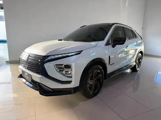 Carro 1.5 MIVEC TURBO GASOLINA HPE-S BLACK S-AWC CVT
