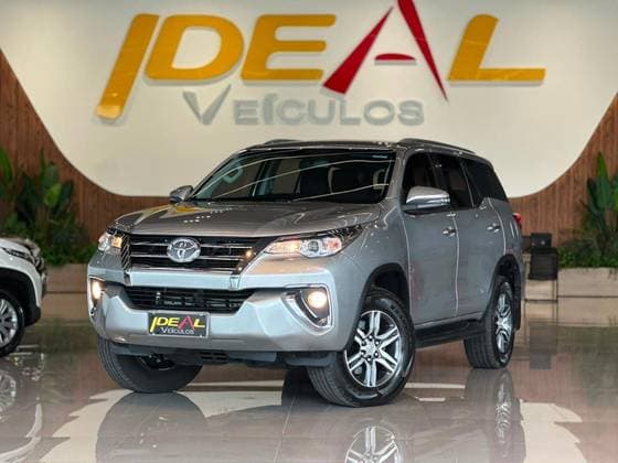Carro 2.7 SRV 7 LUGARES 4X2 16V FLEX 4P AUTOMÁTICO