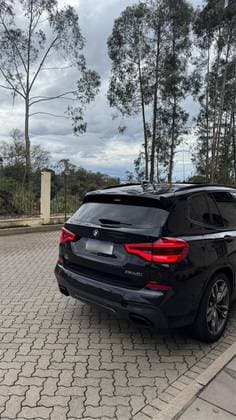 Carro 3.0 TWINPOWER GASOLINA M40I STEPTRONIC