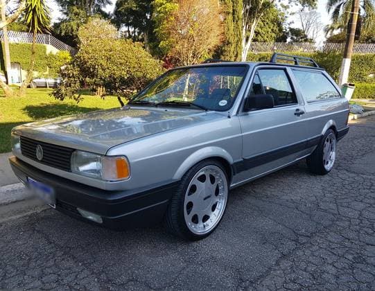 Carro 1.8 GL 8V GASOLINA 2P MANUAL