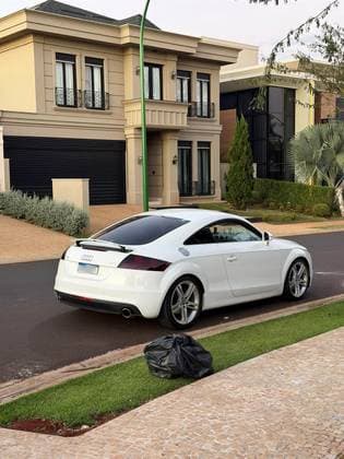 Carro 2.0 TFSI COUPÉ 16V GASOLINA 2P S-TRONIC