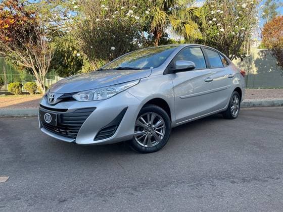Carro 1.5 16V FLEX SEDAN XL LIVE MULTIDRIVE