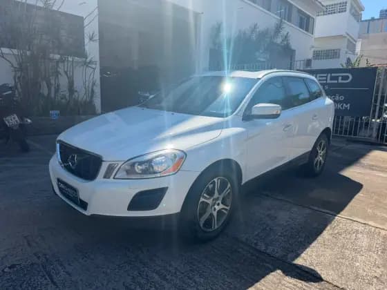 Carro 2.0 T5 DYNAMIC FWD TURBO GASOLINA 4P AUTOMÁTICO