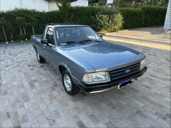 Carro 1.8 L CS 8V GASOLINA 2P MANUAL