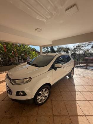 Carro 2.0 TITANIUM 16V FLEX 4P AUTOMÁTICO