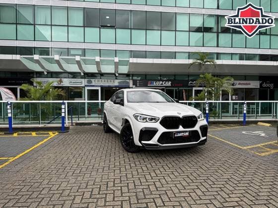 Carro 4.4 M 4X4 COUPÉ V8 32V BI-TURBO GASOLINA 4P AUTOMÁTICO