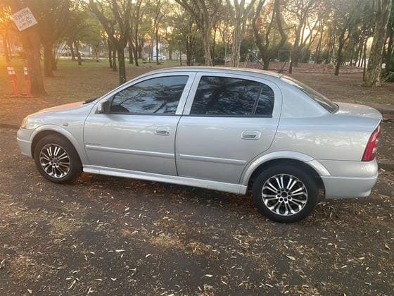 Carro 2.0 MPFI EXPRESSION SEDAN 8V GASOLINA 4P MANUAL