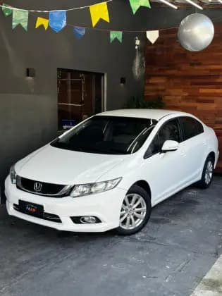 Carro 2.0 LXR 16V FLEX 4P AUTOMÁTICO