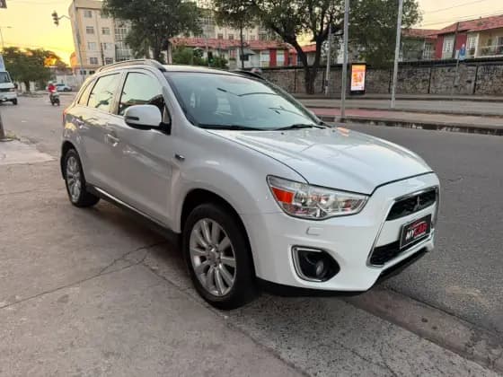 Carro 2.0 4X4 AWD 16V GASOLINA 4P AUTOMÁTICO