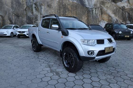 Carro 3.2 HPE 4X4 CD 16V TURBO INTERCOOLER DIESEL 4P AUTOMÁTICO