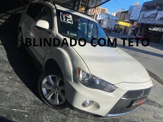 Carro 3.0 4X4 V6 24V GASOLINA 4P AUTOMÁTICO
