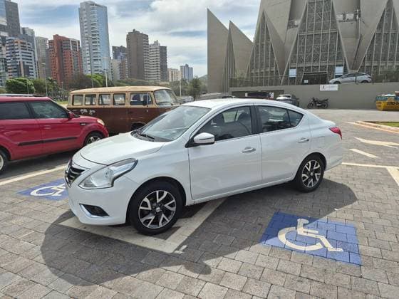 Carro 1.6 16V FLEXSTART UNIQUE 4P MANUAL
