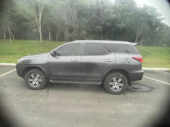 Carro 2.7 SRV 7 LUGARES 4X2 16V FLEX 4P AUTOMÁTICO