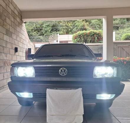 Carro 1.8 GL 8V GASOLINA 2P MANUAL