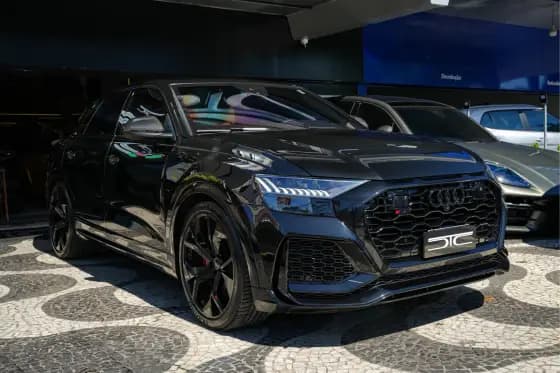 Carro 4.0 V8 TWINTURBO MHEV TIPTRONIC