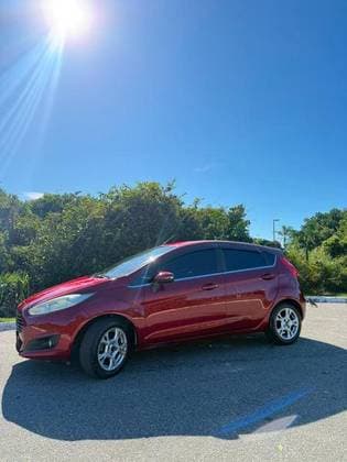 Carro 1.6 TITANIUM HATCH 16V FLEX 4P AUTOMÁTICO