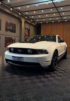 Carro 5.0 COUPE V8 4V TI-VCT GASOLINA 2P MANUAL