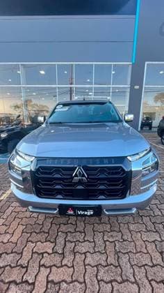 Carro 2.4 BITURBO DIESEL CD HPE-S 4X4 AUTOMÁTICO