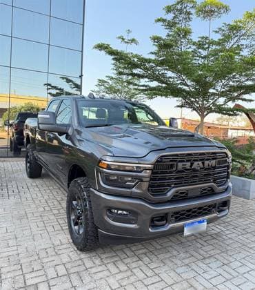 Carro 6.7 I6 TURBO DIESEL LARAMIE NIGHT EDITION CD 4X4 AUTOMÁTICO