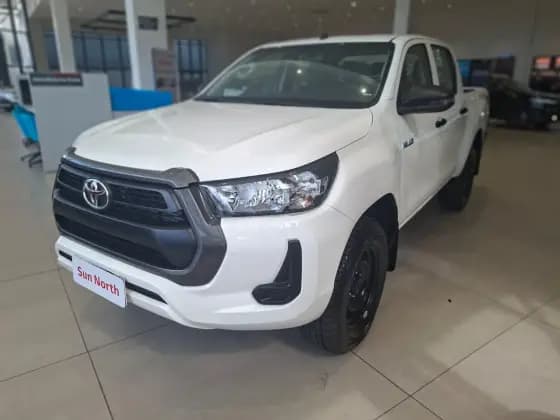 Carro 2.8 D-4D TURBO DIESEL CD POWER PACK 4X4 AUTOMÁTICO