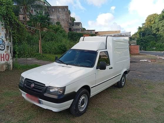 Carro 1.3 MPI FURGÃO 8V FLEX 2P MANUAL