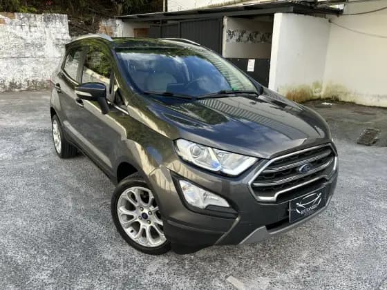 Carro 1.5 TI-VCT FLEX TITANIUM AUTOMÁTICO