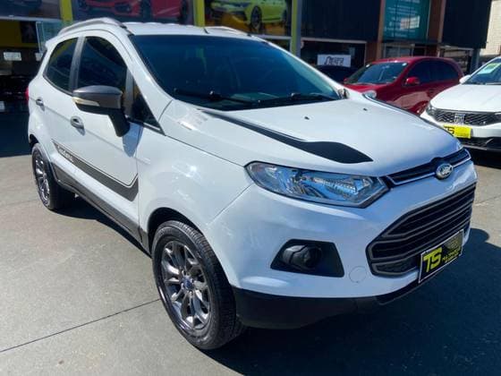 Carro 1.6 FREESTYLE 16V FLEX 4P MANUAL