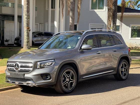 Carro 1.3 CGI GASOLINA PROGRESSIVE 7G-DCT