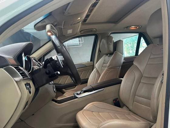 Carro 5.5 V8 32V BITURBO GASOLINA 4P AUTOMÁTICO