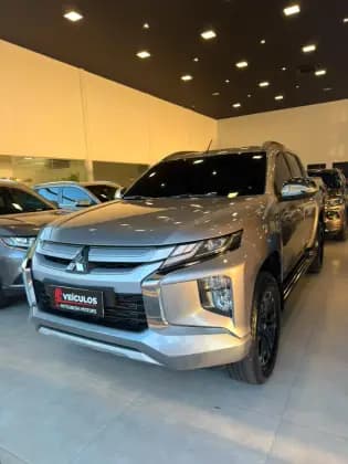 Carro 2.4 16V TURBO DIESEL SPORT HPE CD 4P 4X4 AUTOMÁTICO