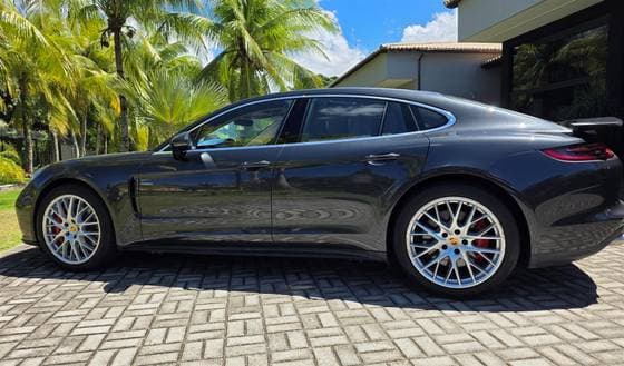 Carro 4.0 V8 GASOLINA TURBO PDK