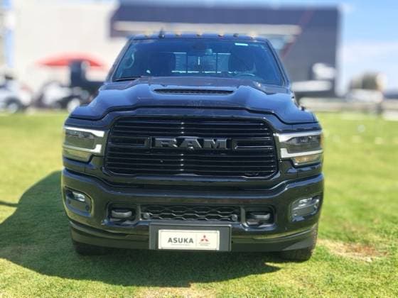 Carro 6.7 I6 TURBO DIESEL LARAMIE NIGHT EDITION CD 4X4 AUTOMÁTICO