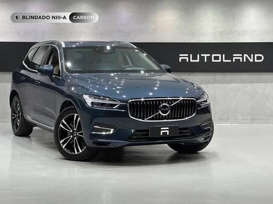 Carro 2.0 T8 HYBRID MOMENTUM AWD GEARTRONIC