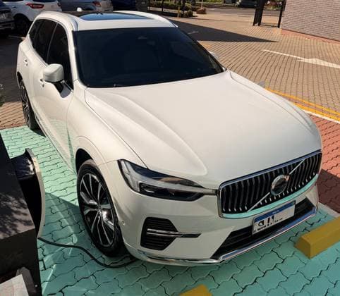Carro 2.0 T8 RECHARGE ULTIMATE AWD GEARTRONIC