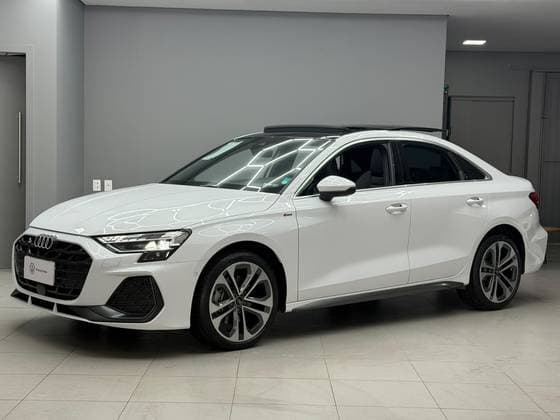 Carro 2.0 40 TFSI GASOLINA SPORTBACK PERFORMANCE BLACK S-TRONIC