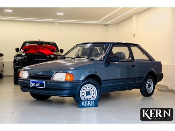 Carro 1.6 L 8V GASOLINA 2P MANUAL