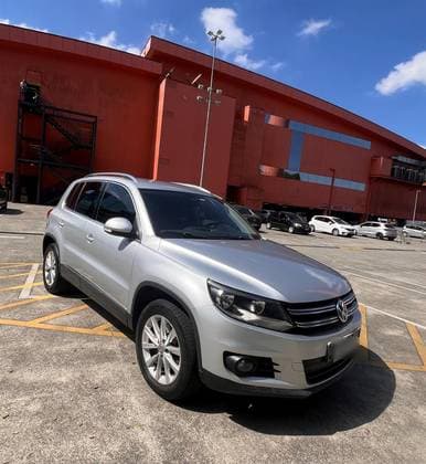 Carro 2.0 TSI 16V TURBO GASOLINA 4P TIPTRONIC