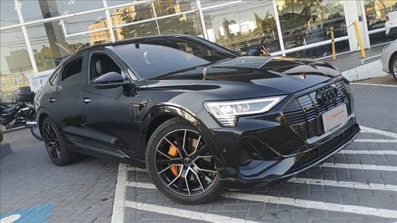 Carro ELÉTRICO SPORTBACK PERFORMANCE BLACK QUATTRO