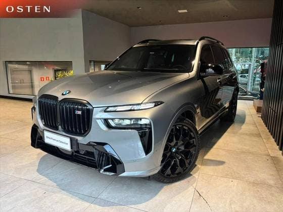 Carro 4.4 V8 GASOLINA M60i STEPTRONIC