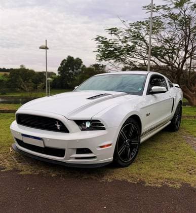 Carro 5.0 GT CALIFORNIA V8 GASOLINA 2P AUTOMÁTICO
