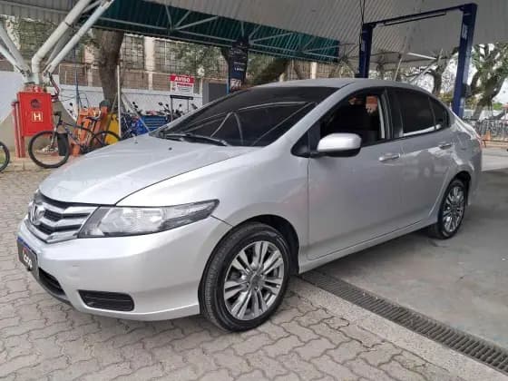 Carro 1.5 LX 16V FLEX 4P AUTOMÁTICO