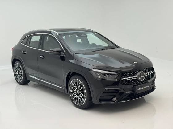 Carro 1.3 MHEV AMG LINE 7G-DCT