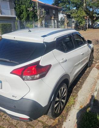 Carro 1.6 16V FLEXSTART SV 4P XTRONIC