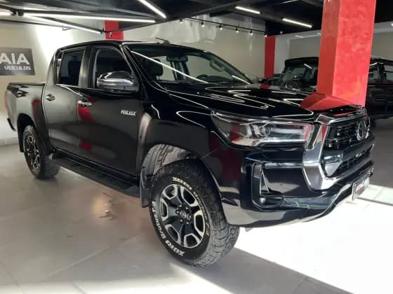 Carro 2.8 D-4D TURBO DIESEL CD SRX 4X4 AUTOMÁTICO
